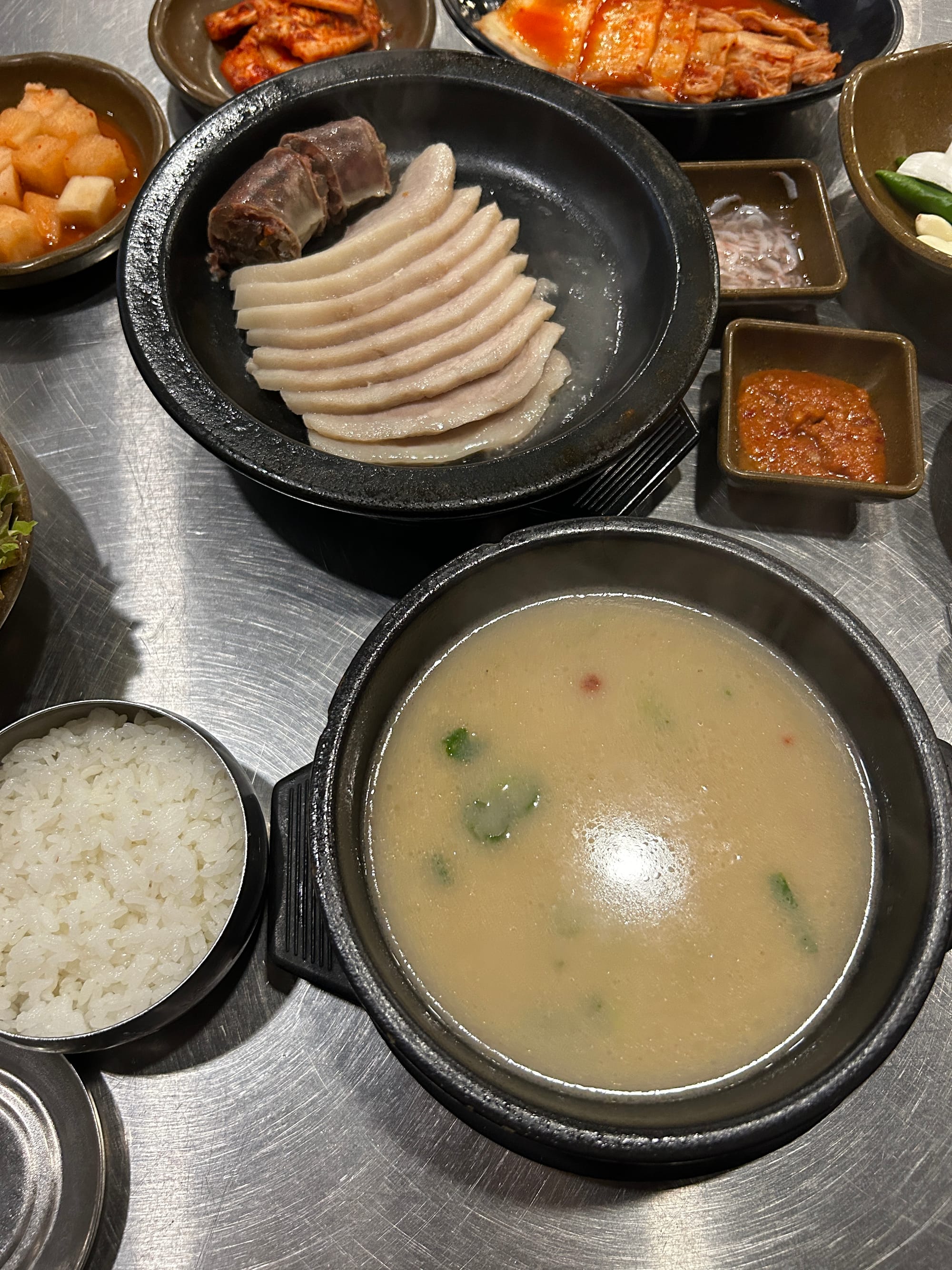 수변최고돼지국밥 - 젠트리피케이션